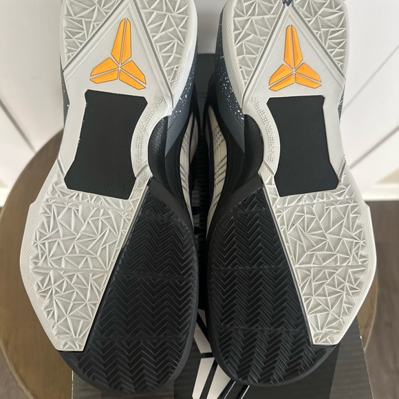 Nike Zoom Kobe 7 System Opening Day, New In Box, Size 9.5 - Picture 8 of 11